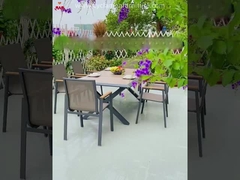 Table et chaise de jardin
