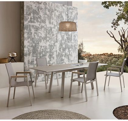 comprar Outdoor Metal Mesh Patio Mesa e cadeiras à prova d'água à prova de sol fabricação em linha