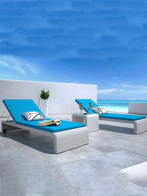 Modern Outdoor Garden Pool Lazy Patio Leisure Chair PE Rattan Twisted Vine Lounge Bed For Sleeping